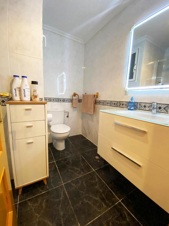 Rooms In Valencia Great Location In Shared Apartment Dış mekan fotoğraf