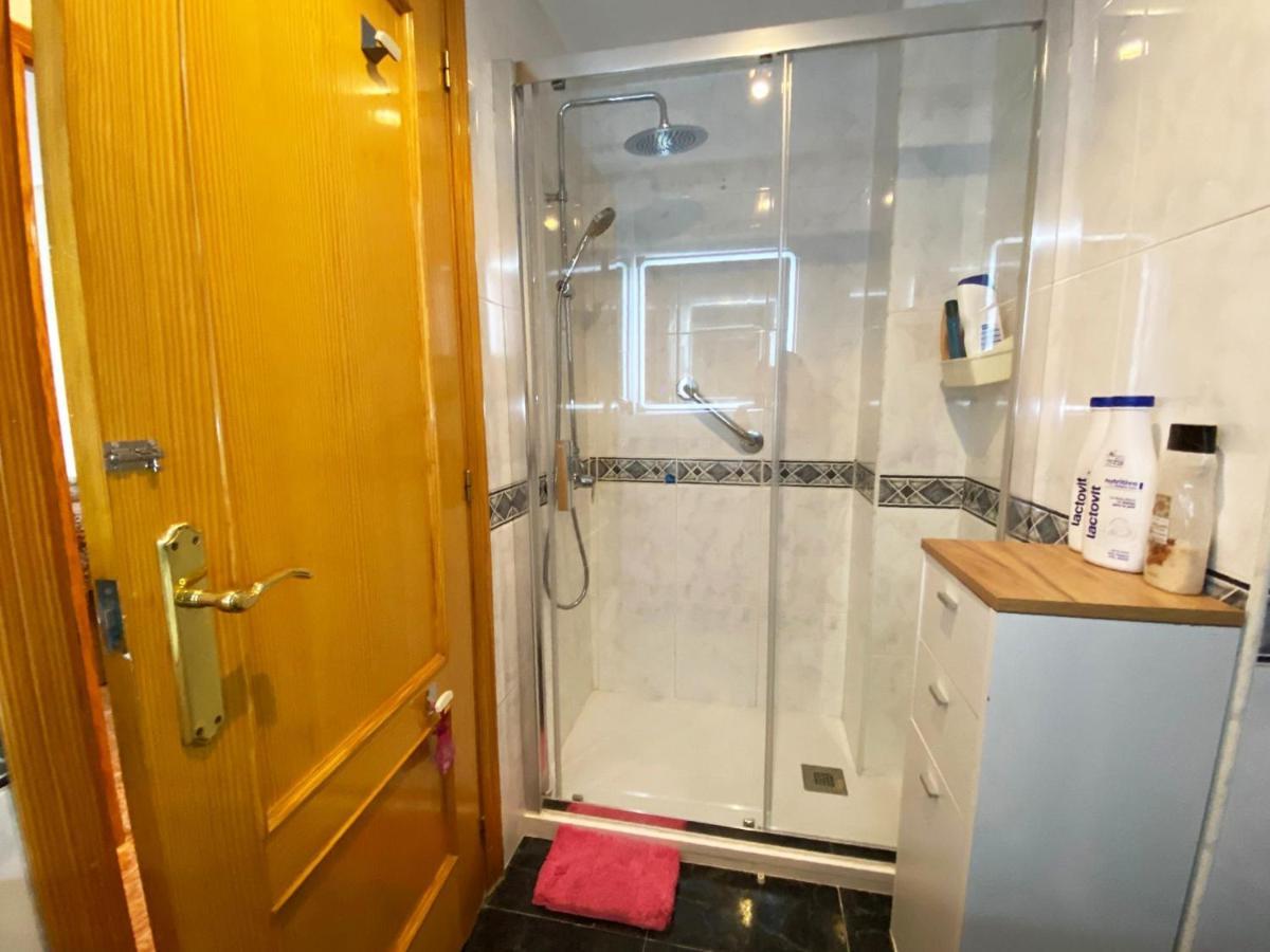 Rooms In Valencia Great Location In Shared Apartment Dış mekan fotoğraf