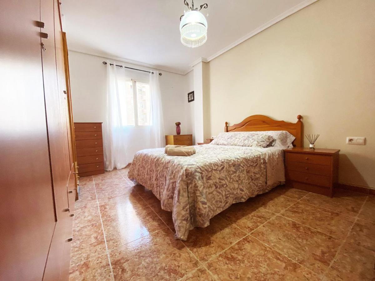 Rooms In Valencia Great Location In Shared Apartment Dış mekan fotoğraf